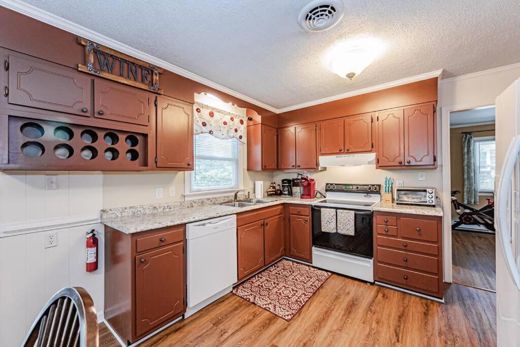 Kelly'S Comfortable Quinton Home 外观 照片